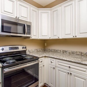 Spacious kitchen and custom cabinets in the Oak model