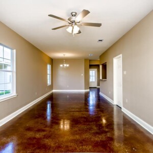 Open area and floor plan of the Oak model in Magnolia Springs