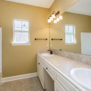 Master Bathroom of the Willow
