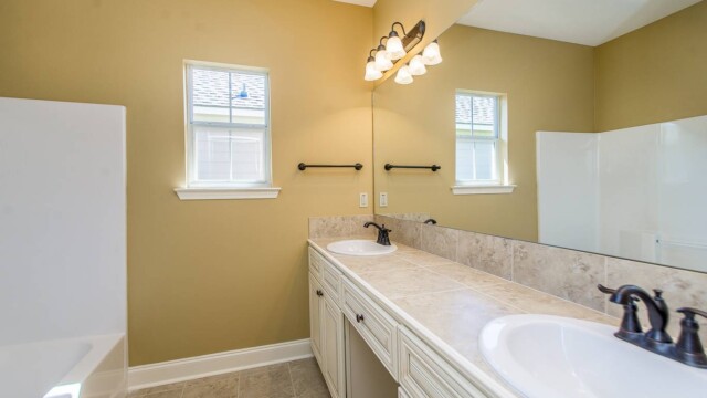 Master Bathroom of the Willow
