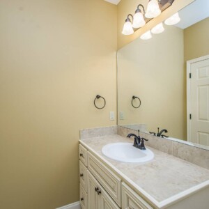 Guest Bathroom of the Willow floor plan